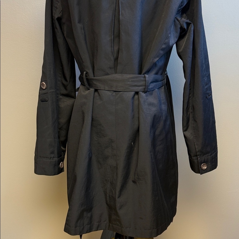 Vince Camuto Black Trench Coat Lightweight Button Front L - Picture 6 of 7